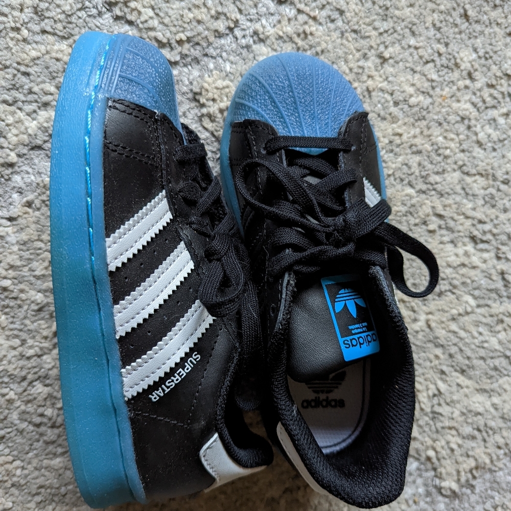 Adidas Kids Shell Toe Superstars Size 11.5K